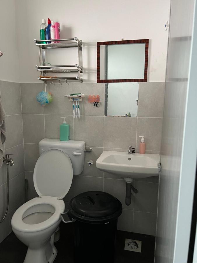 Mieda Rizqi Homestay Kampong Melayu Changkat Larah Bagian luar foto