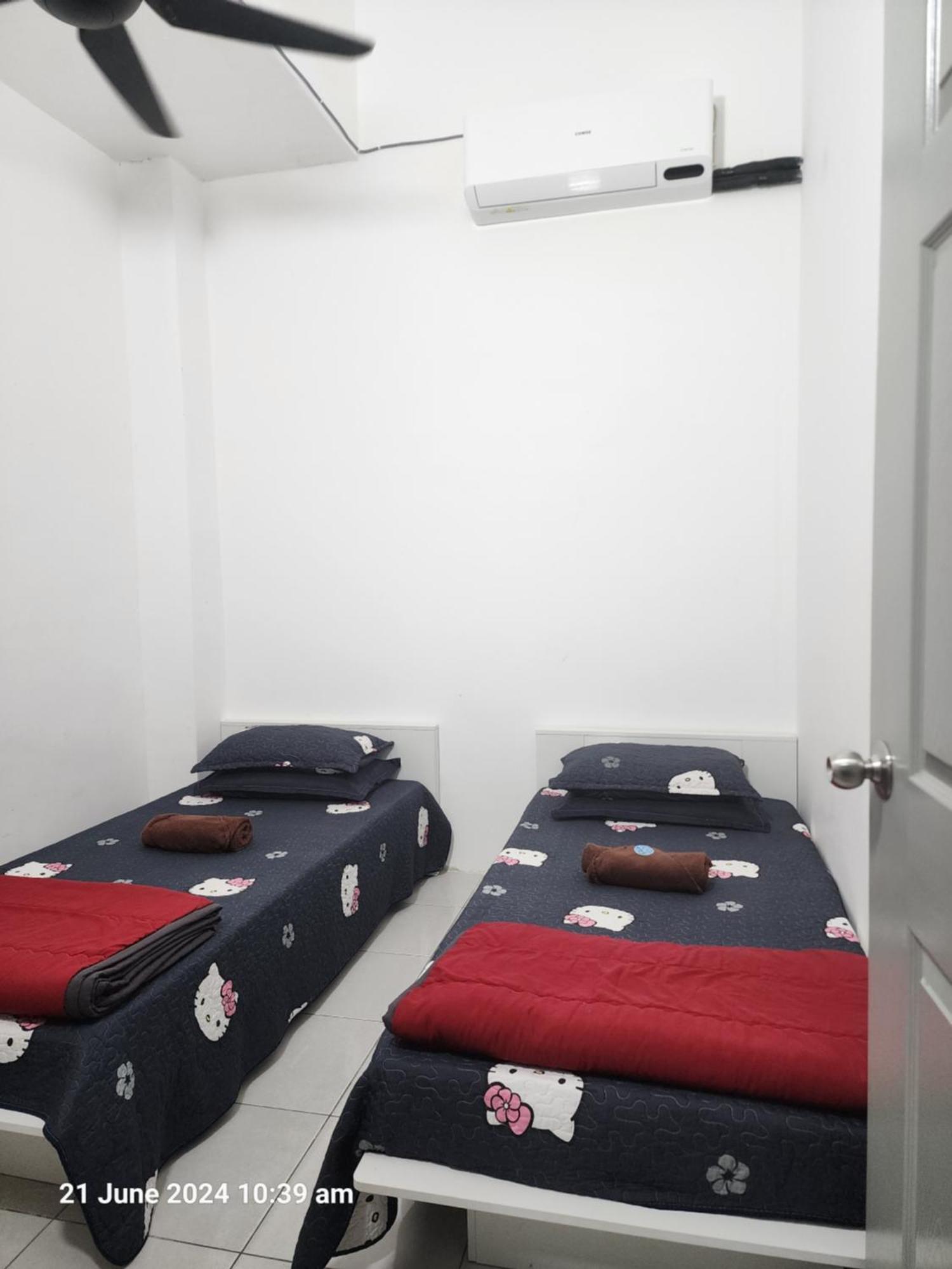 Mieda Rizqi Homestay Kampong Melayu Changkat Larah Bagian luar foto